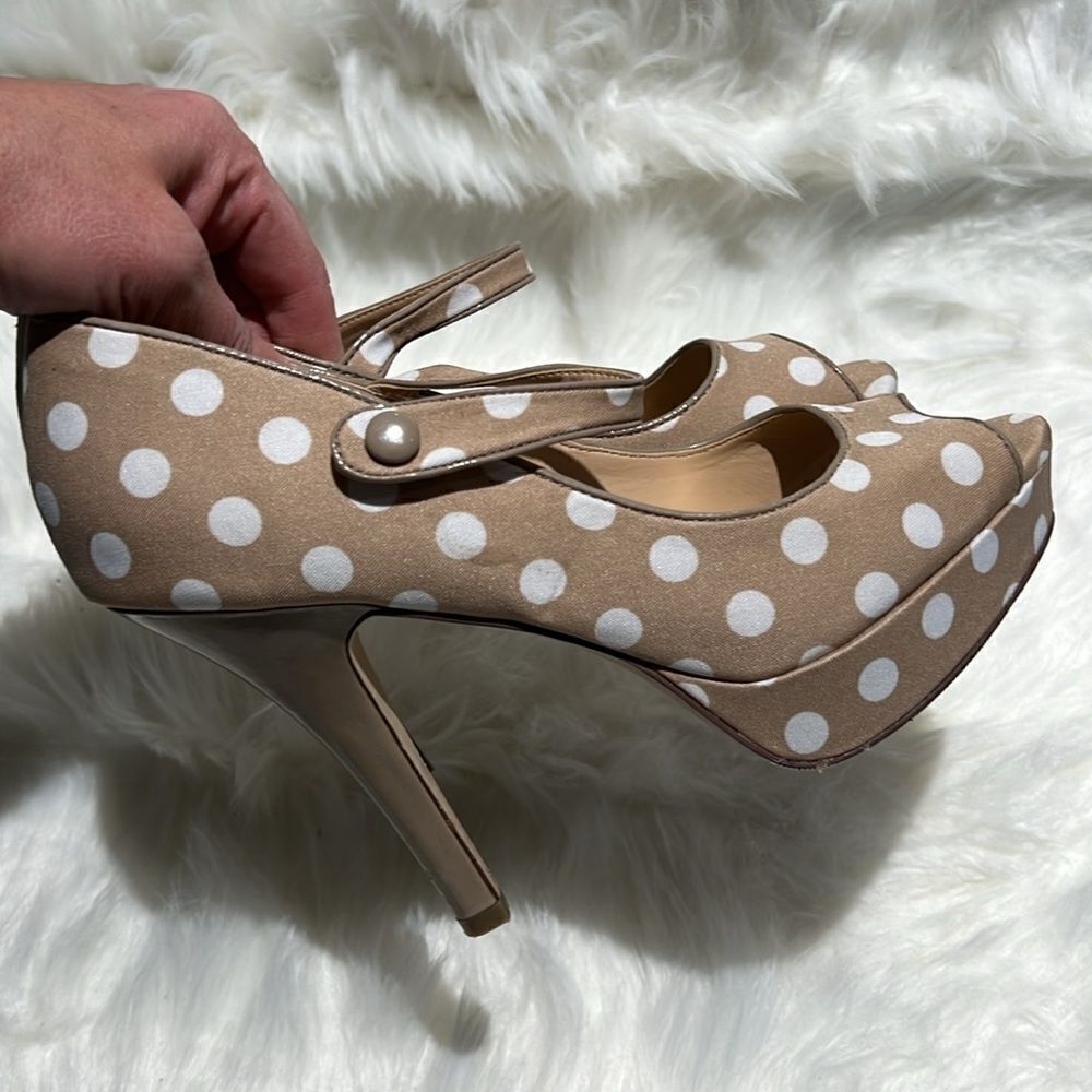 Madden Girl "Lyon" Polka Dot‎ Peep Toe Pumps. Size 8.5.  B72 - Picture 8 of 11
